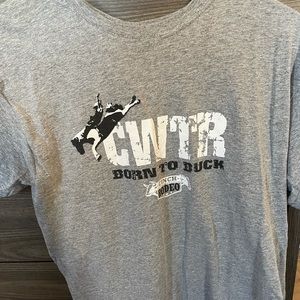 Cinch Worlds Toughest Rodeo t-shirt in size medium